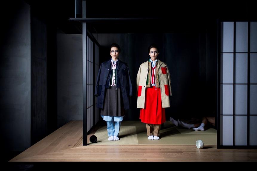 今月末まで。最後値下げ。THOM BROWNE ネイビー ストライプスカート 今月末まで。最後値下げ。THOM BROWNE ネイビー ストライプスカート